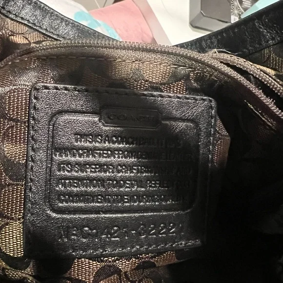 Coach Black Shoulder Bag - Picture 5 of 8